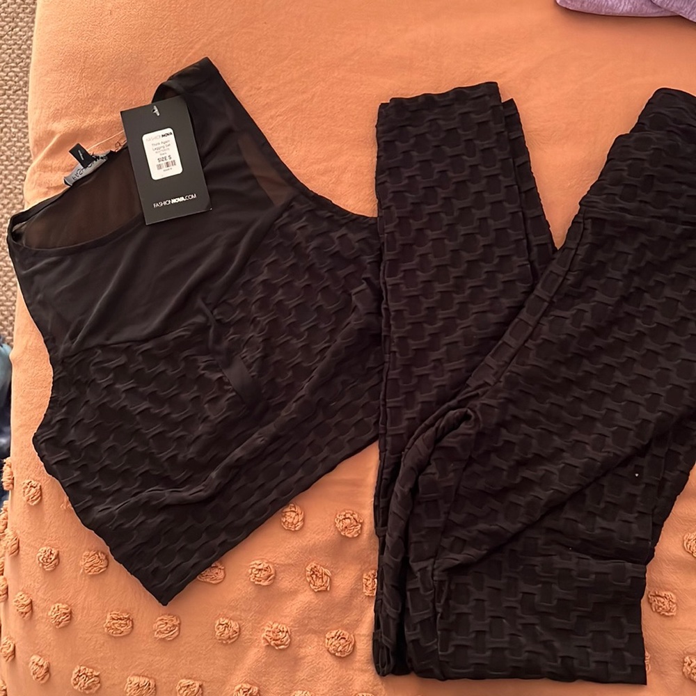 Fashion nova bra & leggings set
